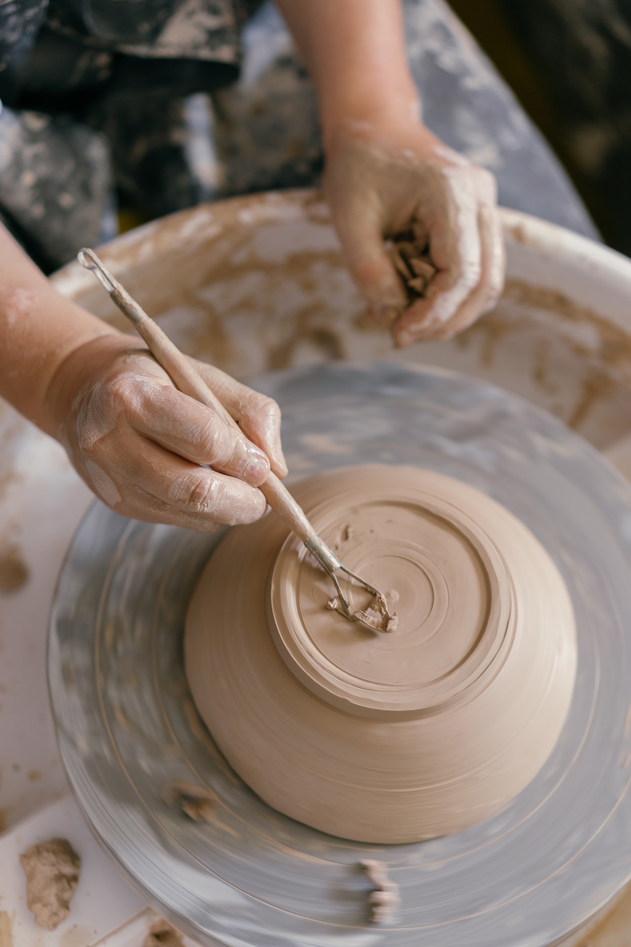 hand carving ceramic clay